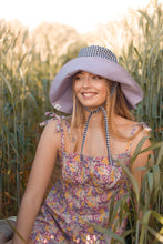 Cargar imagen en el visor de la galería, Bucket Hat CARLOTA